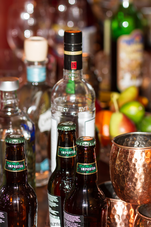 Holiday Bar Cart Ideas & Tips