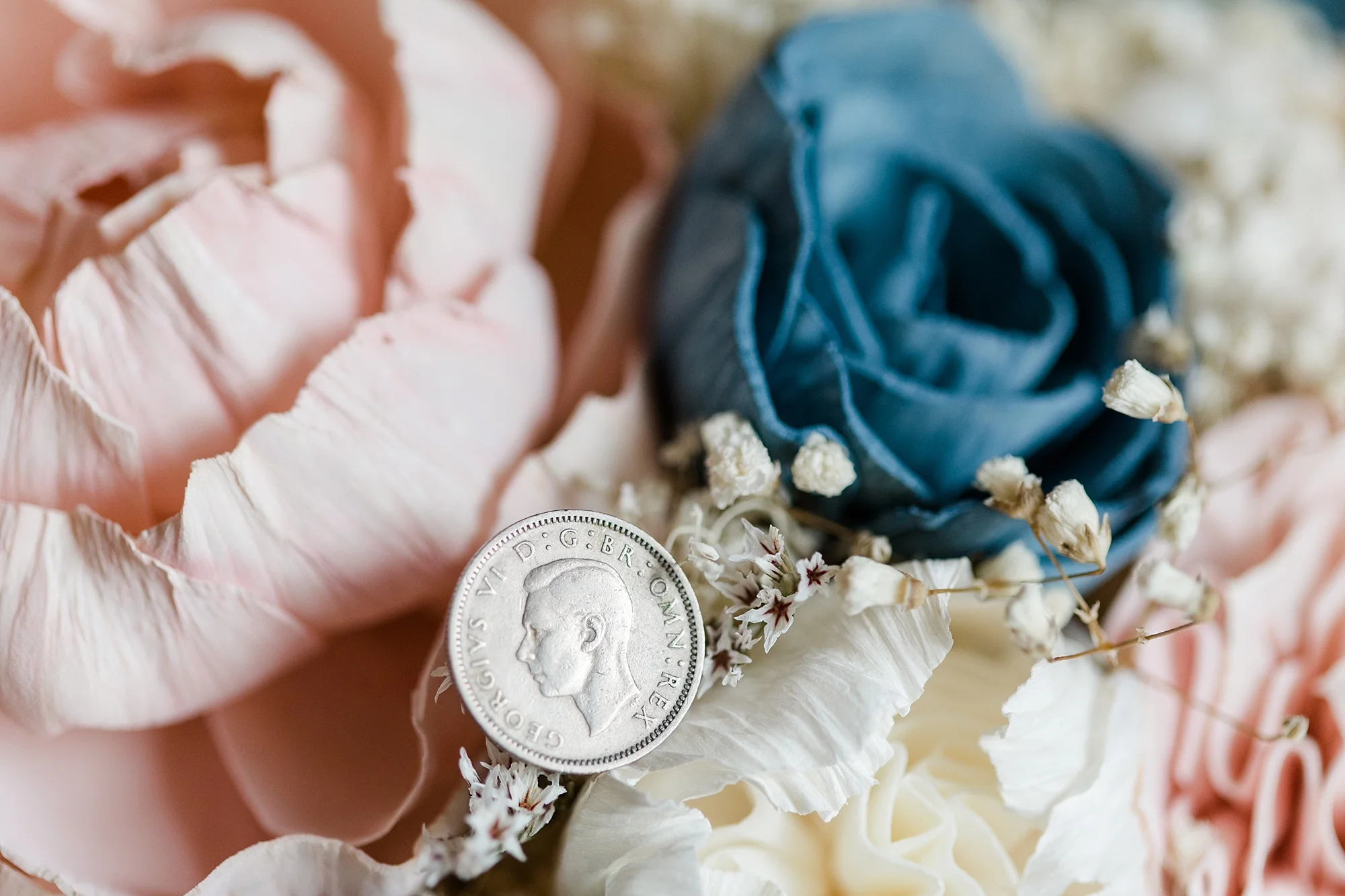 eisleyimages-concordcolonialinn-wedding_0017.jpg