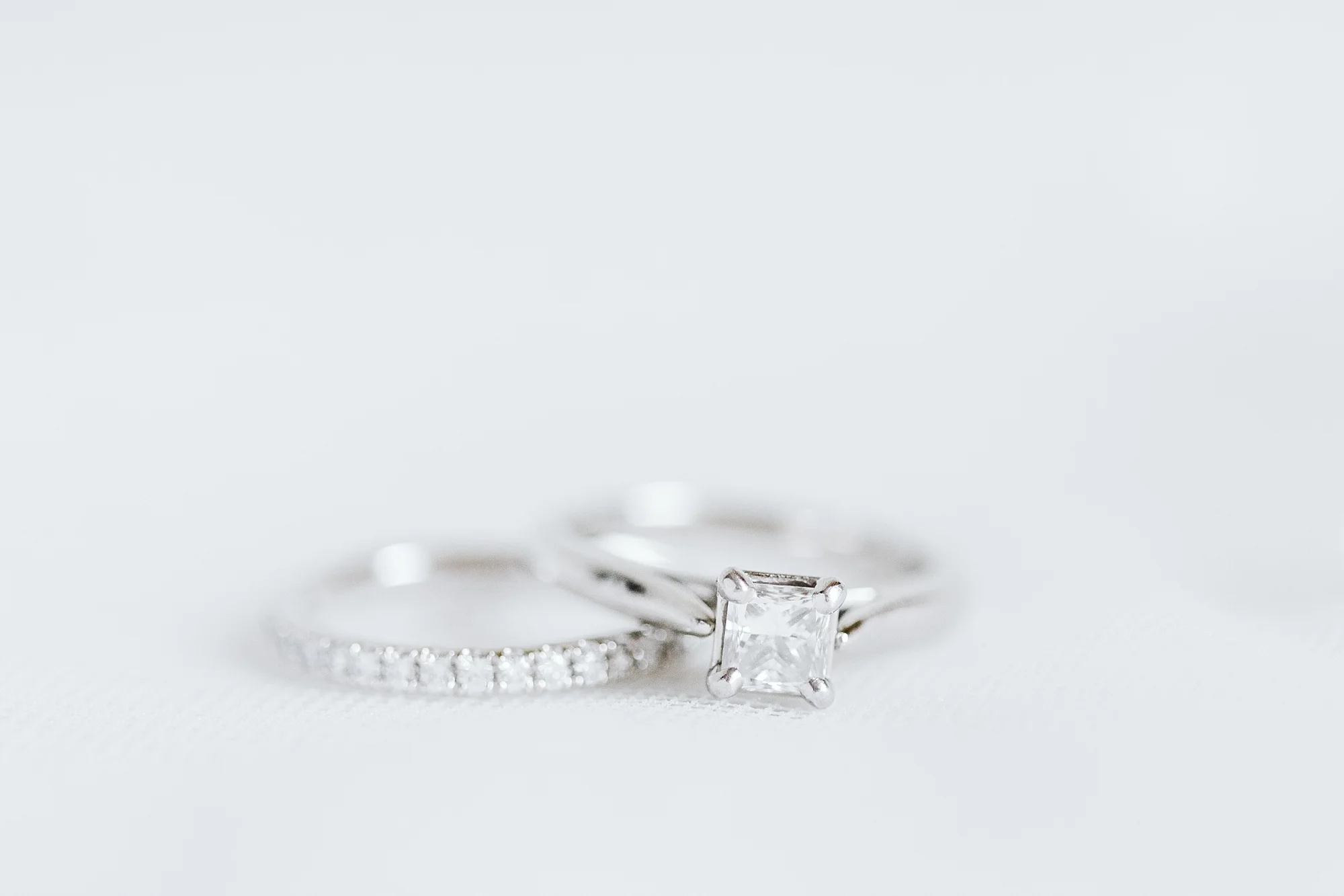 eisleyimages-concordcolonialinn-wedding_0026.jpg