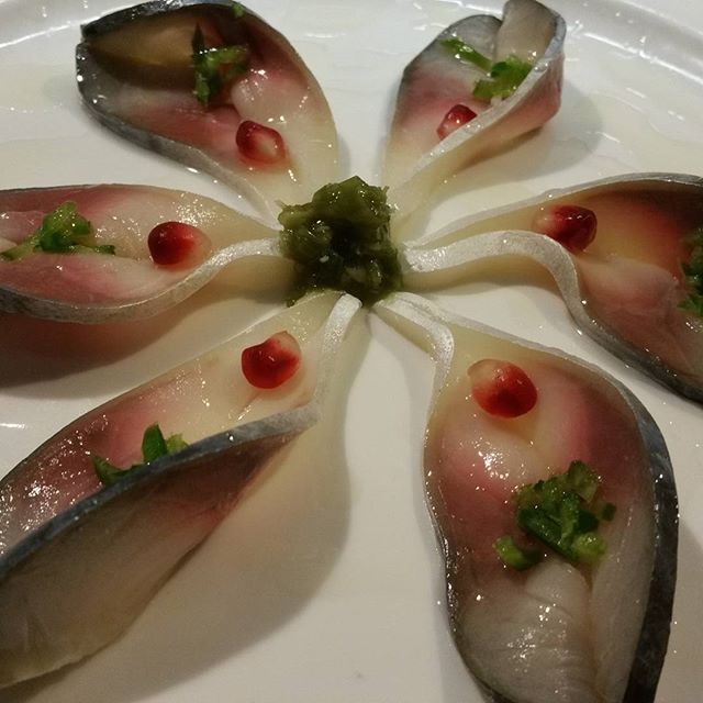 Bonito with pomegranate #chefsofinstagram #sushi