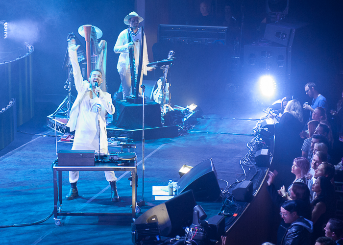 daniel_johns_operahouse_darren_wigley_mrwigleyphotography-37.jpg