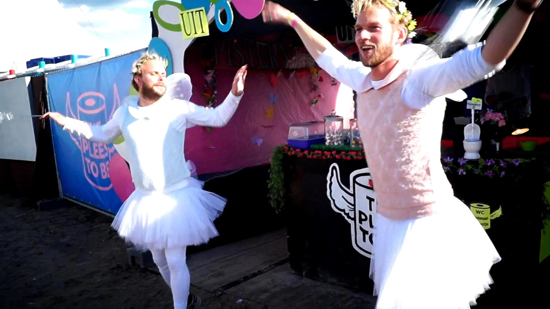 CLICK PIC ABOVE TO PLAY VIDEO