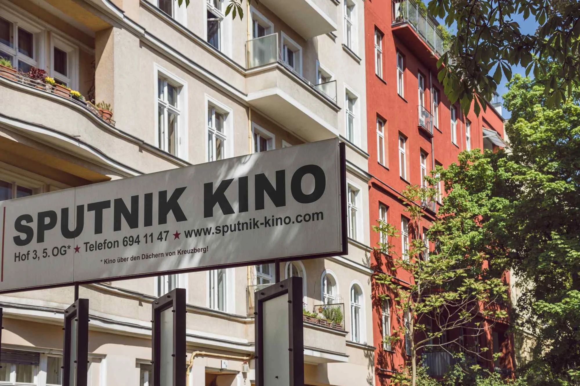 webSputnikKino_Sanna&Majken_0089.jpg