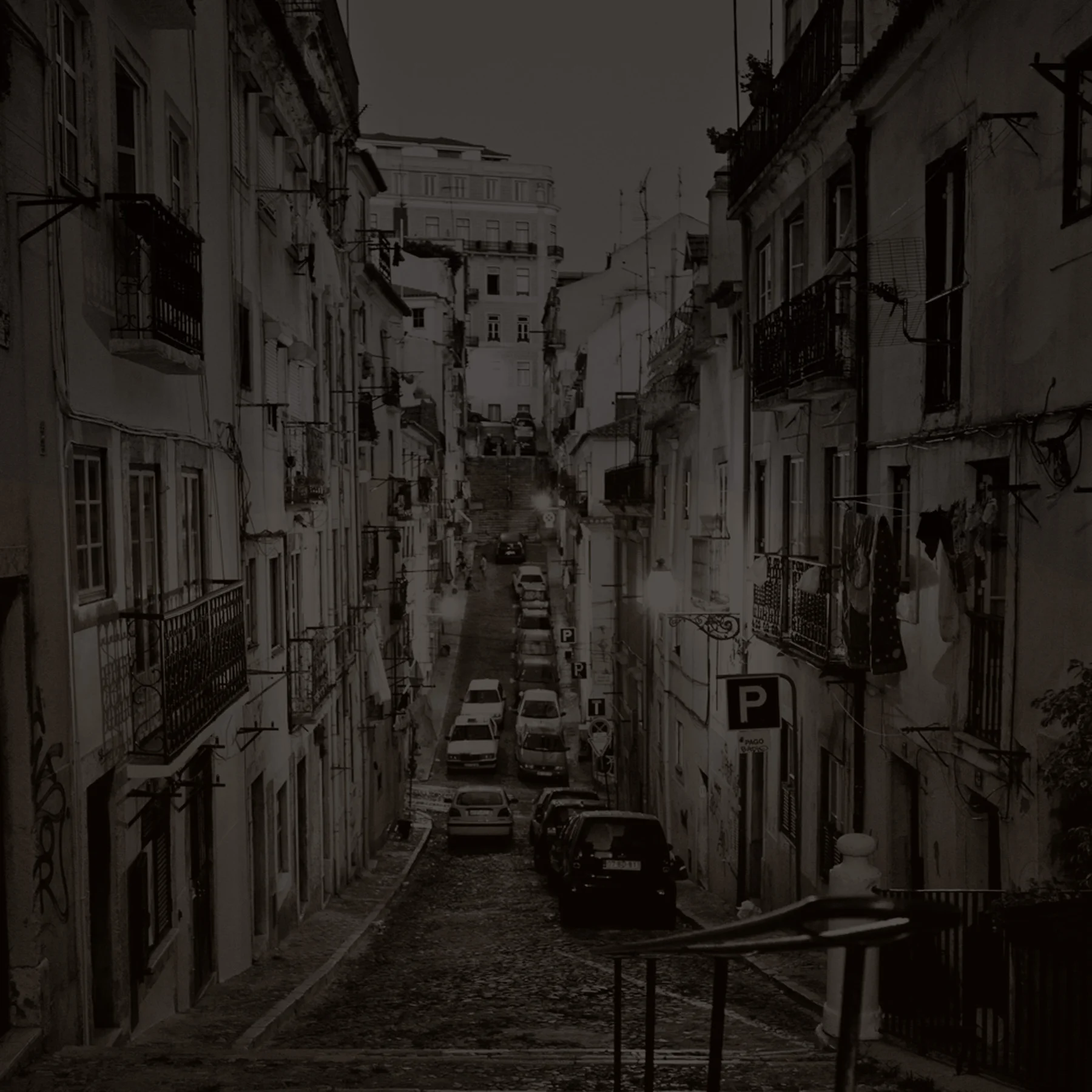 Lisbon-West-BannerBG.jpg