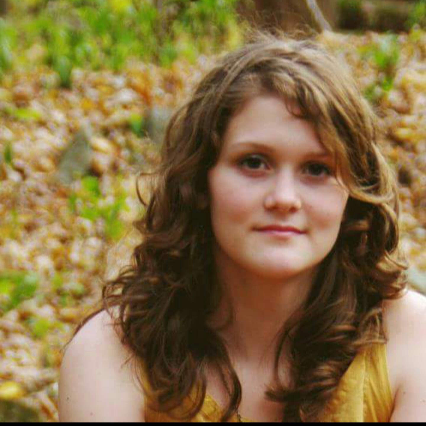 Lydia Stebbins: Lydia was born and raised in Williamsport, Pennsylvania and is currently pursuing degrees in French and Anthropology at Bloomsburg University of Pennsylvania. After college she plans to attend graduate school with the hopes of one day becoming a translator or interpreter. She loves traveling and exploring different places and cultures.