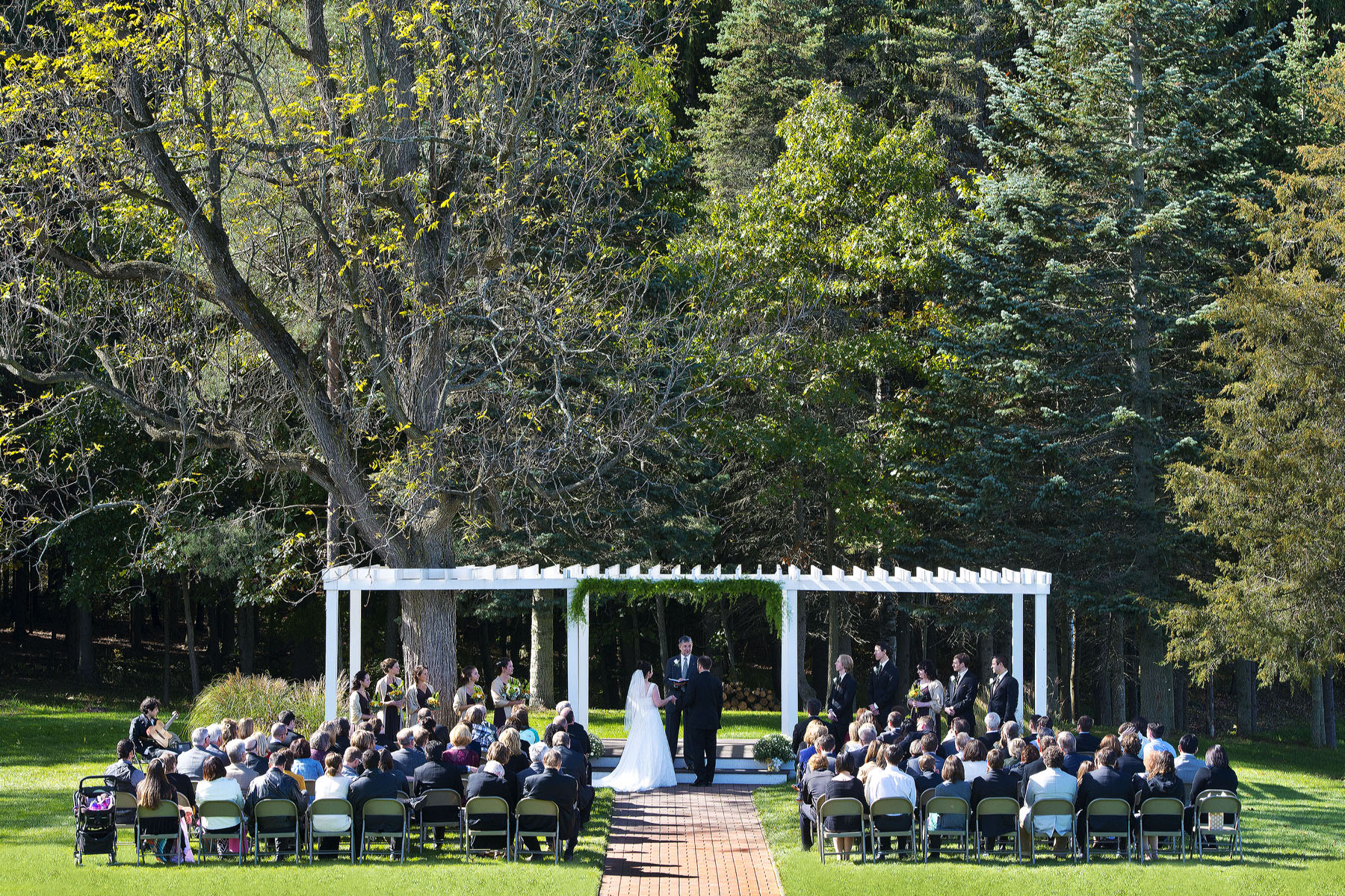 Allyson and Alex's fairytale wedding