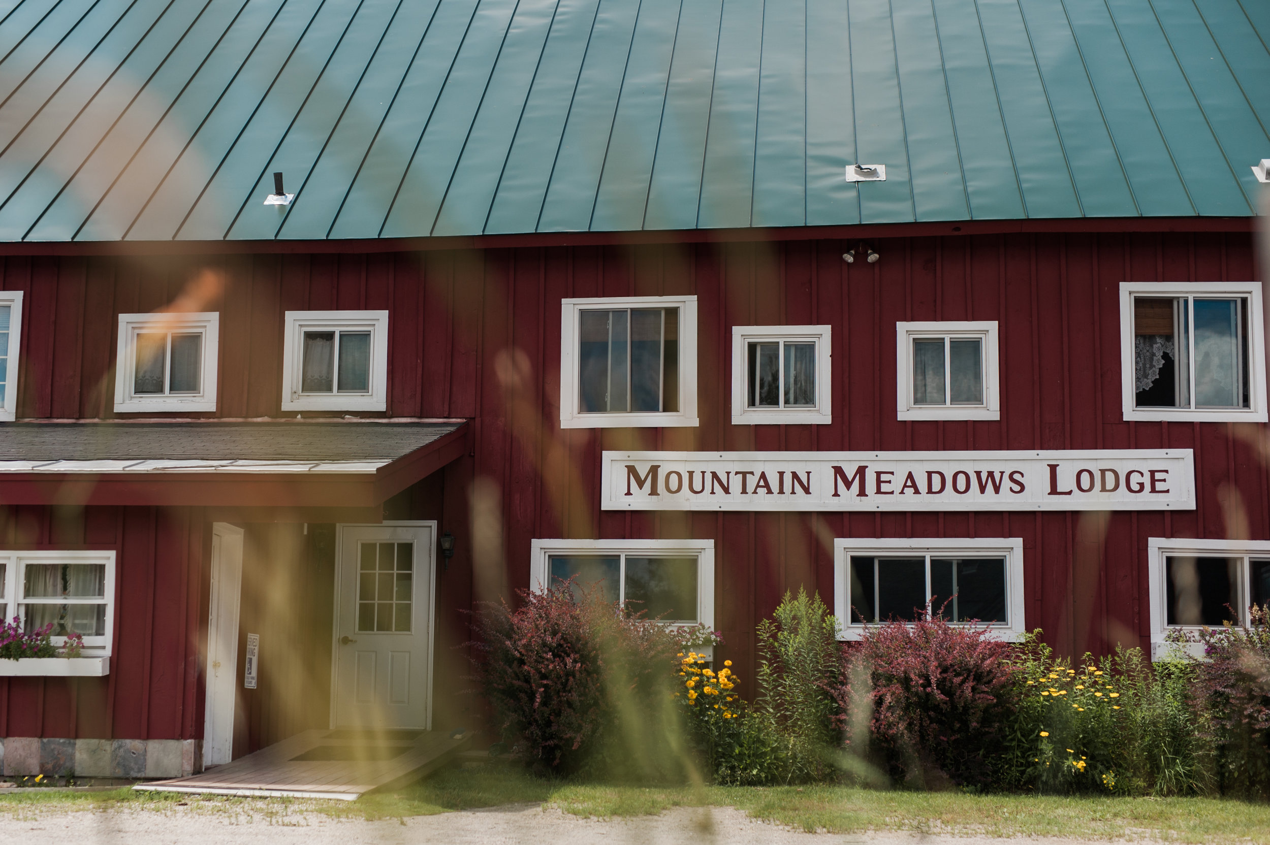 Mountain Meadows Lodge Wedding