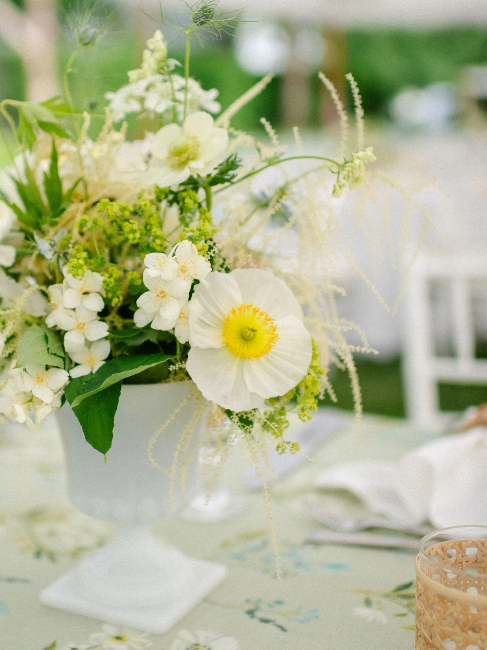 I love documenting people but you know what else I love?!?! Pretty things. Beautiful flowers. A carefully curated design that amazingly talented people put so much work into creating. I am so inspired by all of it! The way light fills a space, the co