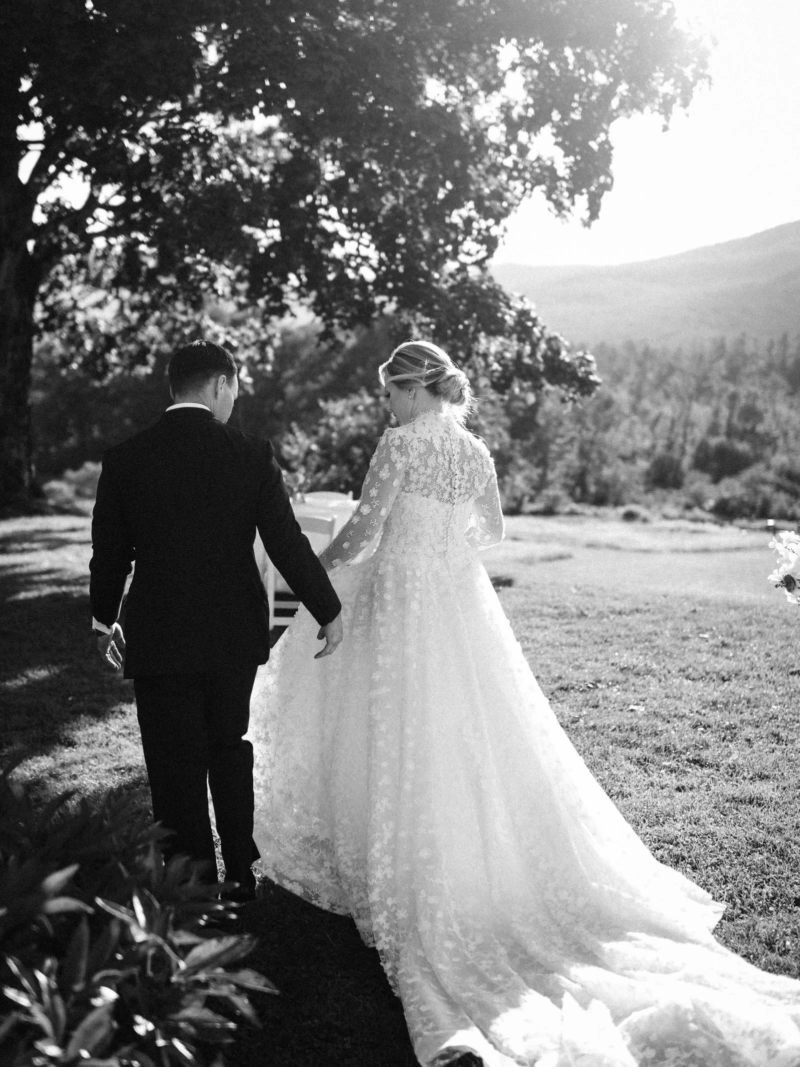 A moment for the dress! 
.
Venue @hildenethelincolnfamilyhome @hildeneweddings 
Planning @candicegrace_events 
MUA @danaleighglam 
Hair @romina_hairstyles 
Dress: @maggiesotterodesigns 
Catering @pangaeavt 
Flowers @lilyofthevalleyfloristevents 
DJ/P