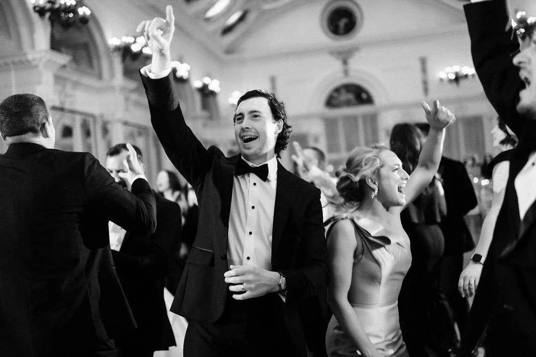 A couple of reception favorites from C&amp;Ms fab day to get you all amped for the weekend 🥳
.
.
Planning + Management: @themaineventbykelly
Catering: @2sheacatering
Cake: @villaitaliabakeryny
Ceremony Venue: St Mary&rsquo;s Church
Venue: @canfield_