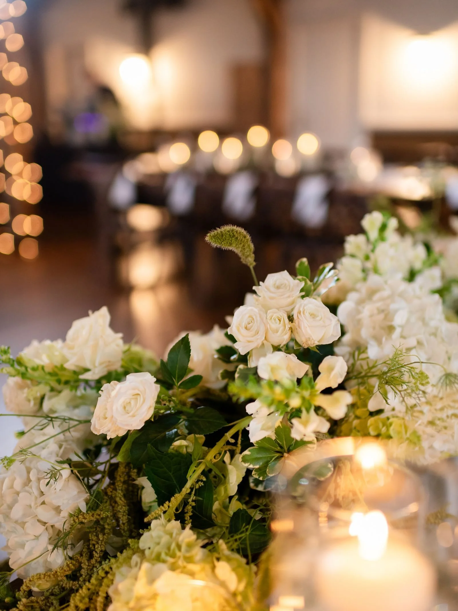 A sneak peek into a beautiful Mountain Top wedding day! Filled with so much thoughtful planning and joy ( the hand written guest letters and that perfect first Ben&amp;Jerry scoop were perfection 👌🏼)
.
Venue @mountaintopresort 
Flowers @meadowsedge