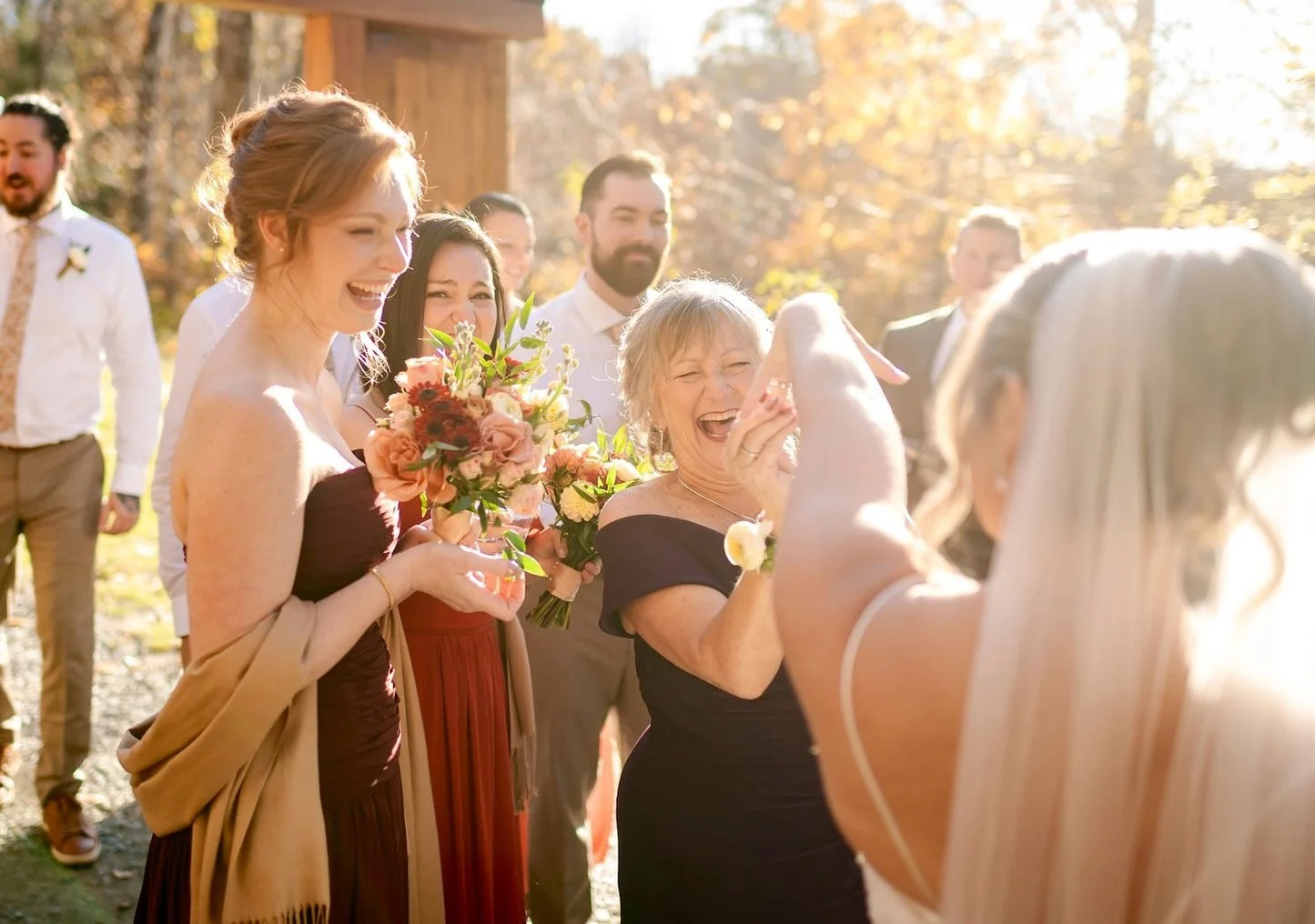 That &ldquo;just married &ldquo; feeling in October sunshine ☀️🤩
.
I first met Steph and Taber years ago when she was MOH at another wedding I photographed. Getting to know them over the years, then celebrating their own wedding day and catching up 