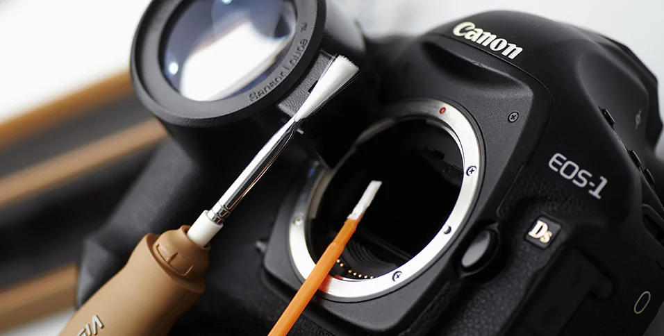 Canon_sensor_cleaning.step5_.jpg