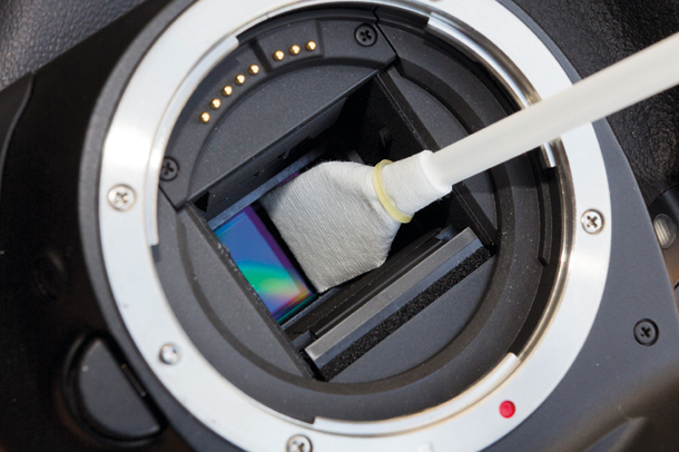 Canon_sensor_cleaning.step5_.jpg