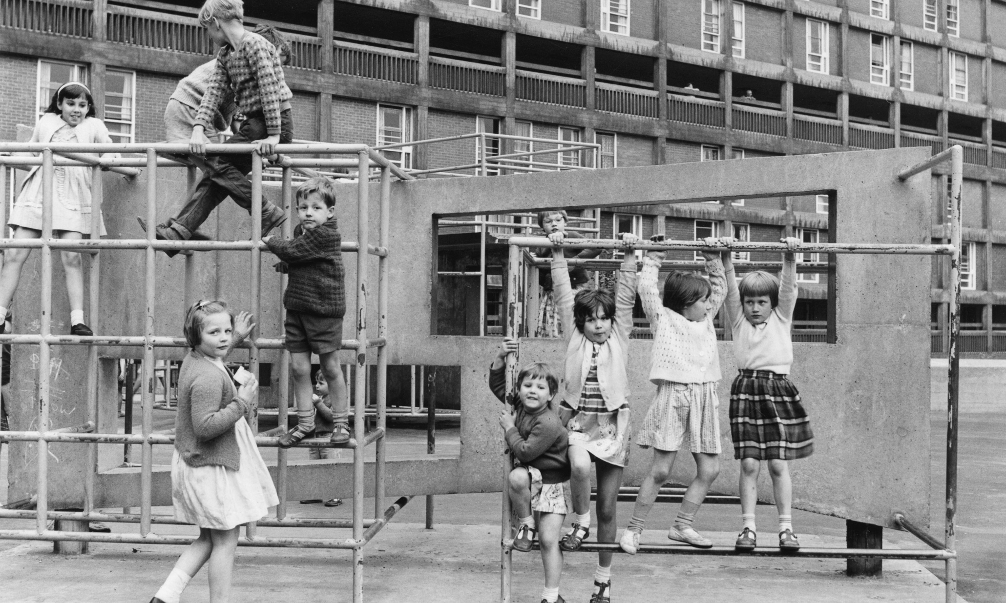 Park Hill, Sheffield - 1963. Image © Arch Press Archive RIBA Library Photographs Collection