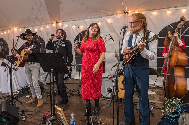 Can't wait to get the Gussied fam back together. First wedding of 2019 is coming up fast! 📷: @unposed_photogs at @oakhillweddings .
.
.
.
.
#bandforlovers #chicagoweddingmusic #celebration #chicagoband #weddingvendor #weddingvendor #chicagoweddingve