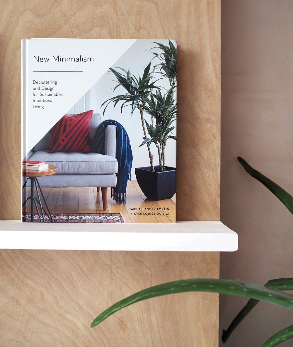 The New Minimalism book makes a wonderful employee gift! In our book you’ll learn all about the the New Minimalism philosophy of decluttering, uncover your Decluttering Archetype, and practice our 12 Design Principles.