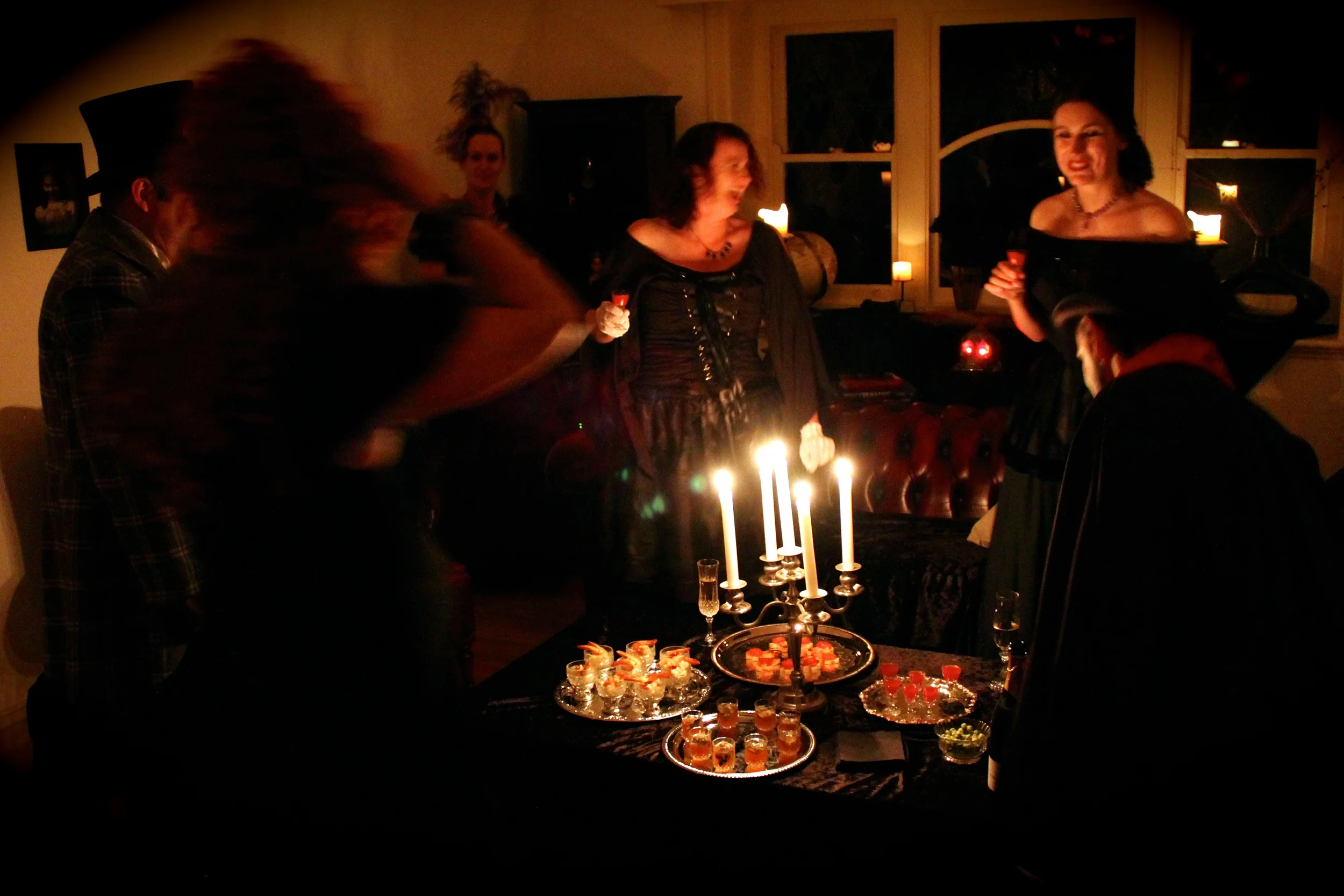 Gothic Dinner Party — Chic Party Ideas