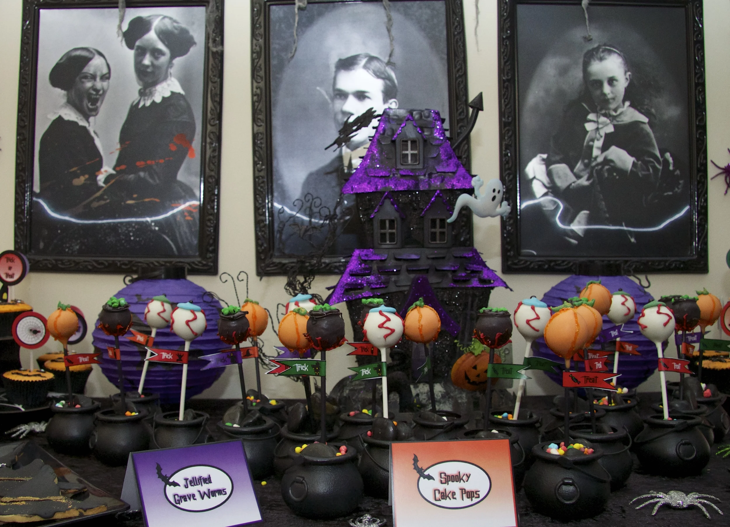Halloween Cake Pops