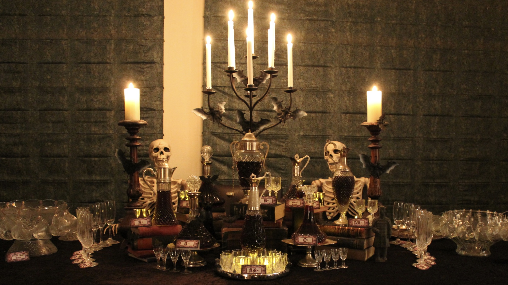 Halloween Vampire Party - Gothic Inspired — Chic Party Ideas