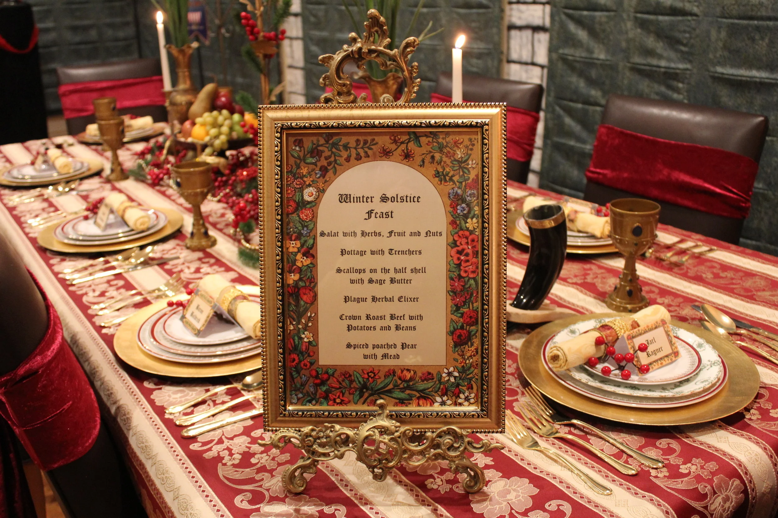 Medieval Banquet Dinner Party With Menu Recipes Games Chic Party Ideas