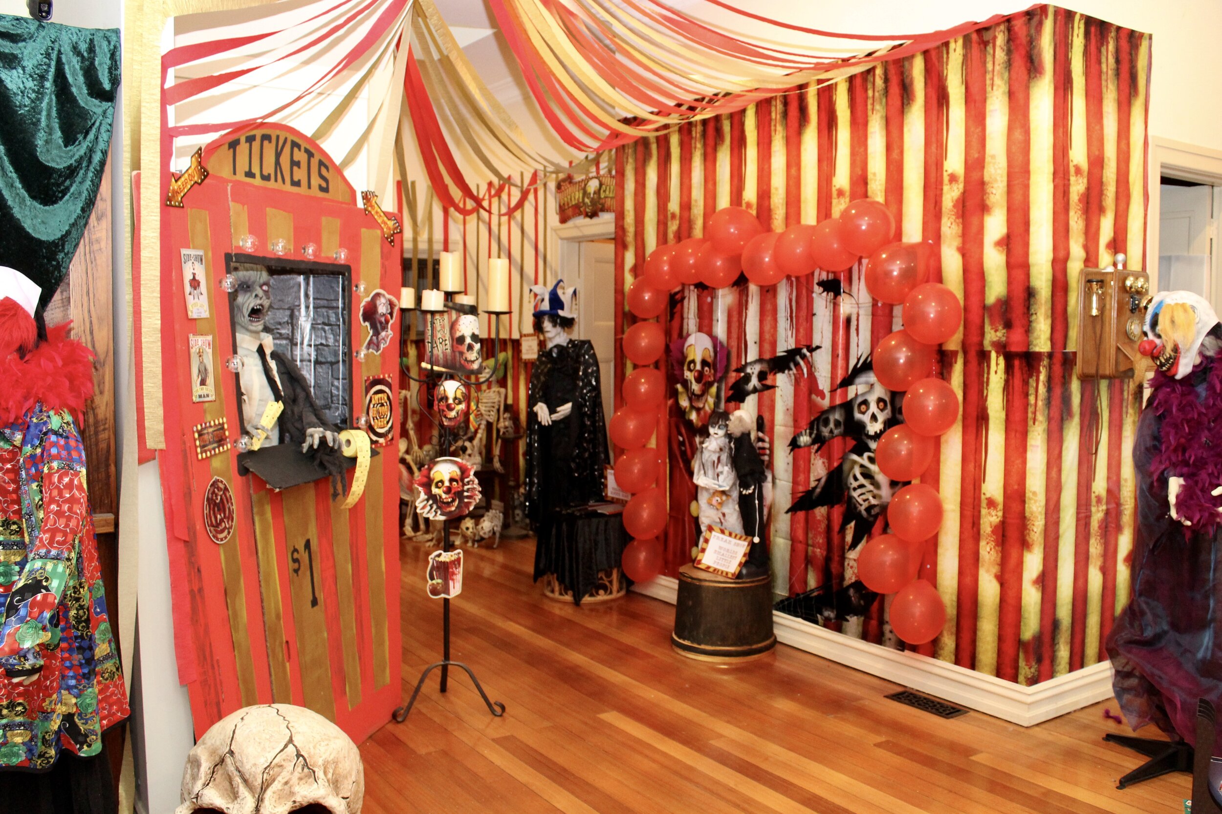 Halloween Carnival Chic Party Ideas