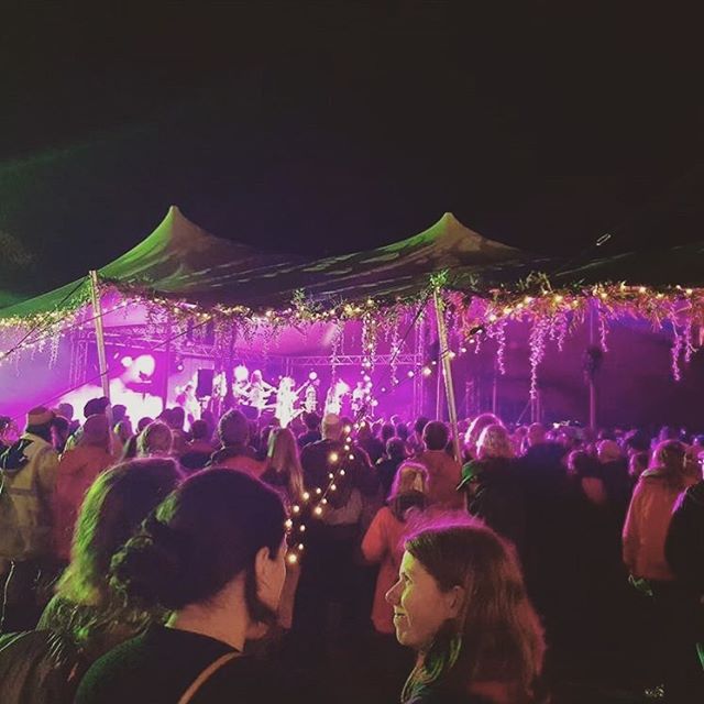 Outside @chaiwallahs during nujabes set last Friday @greenmanfest 🍇
.
📸 @therobturner