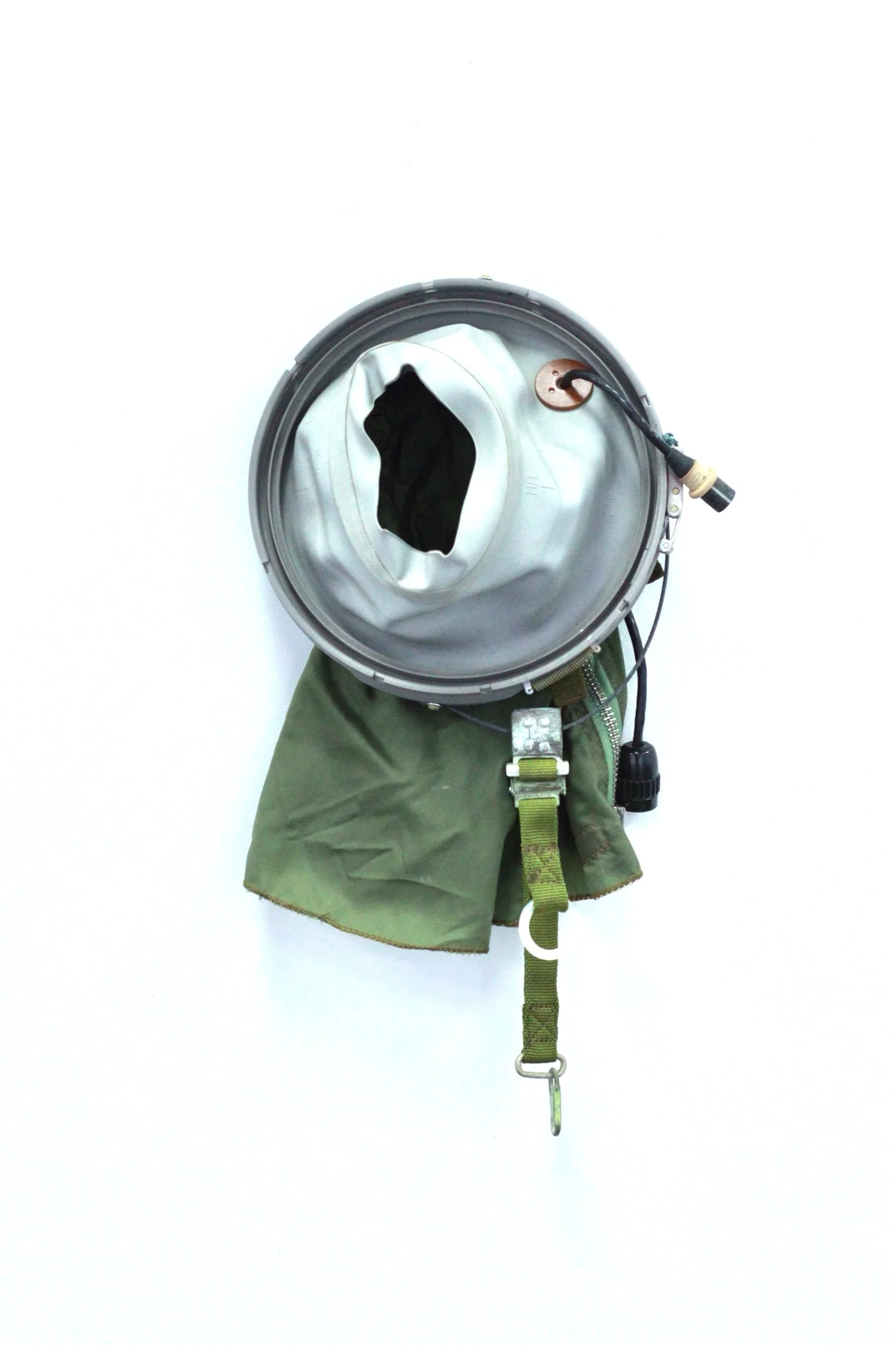 in d minor - Soyuz space helmet neck ring