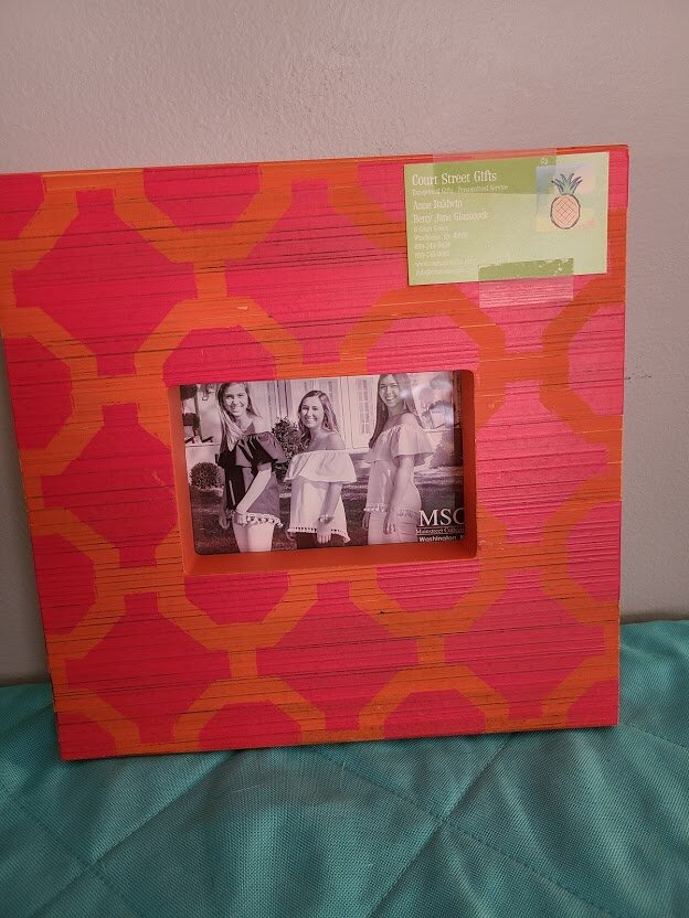 #8 Court Street Gifts Frame