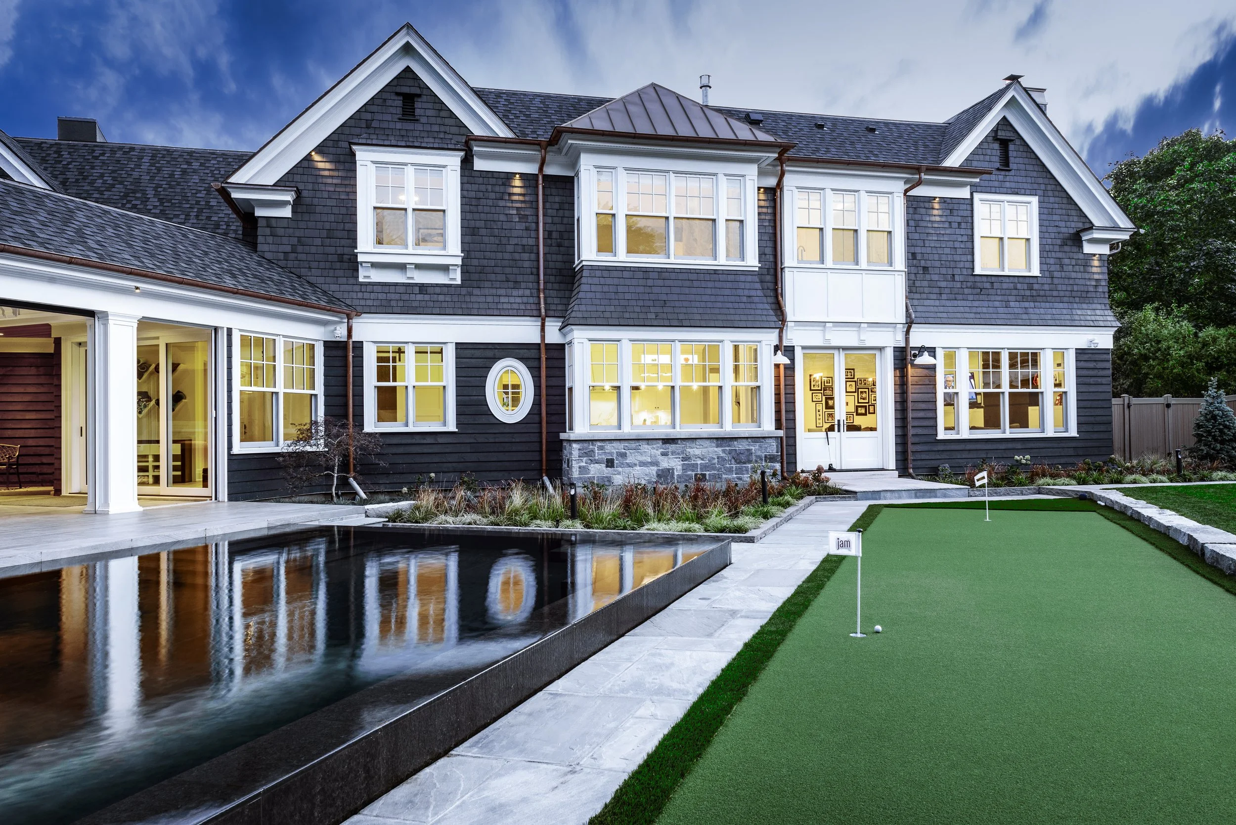 Architects: SMDA Design Inc.