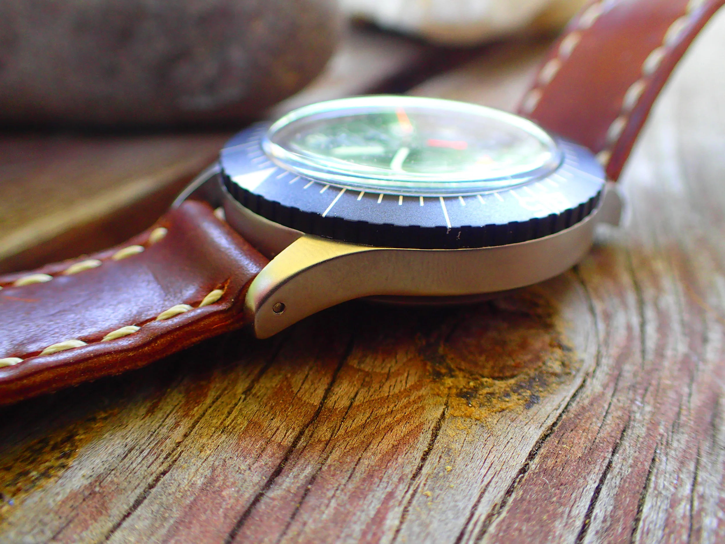 Viewed from any angle, this watch is design perfection. 