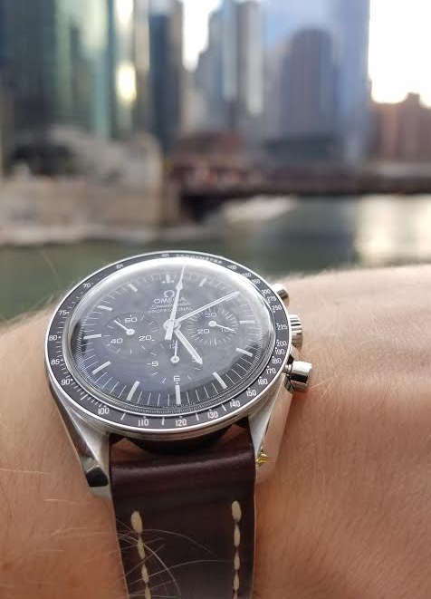 Speedy Pro overlooking the Chicago River on No. 8 Arts & Crafts. An all-time classic!