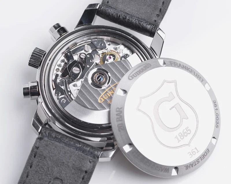 No modular movement here; the beautifully finished Valjoux 7753 ticking away inside the Model 361. Picture credit: guinand-uhren.de.