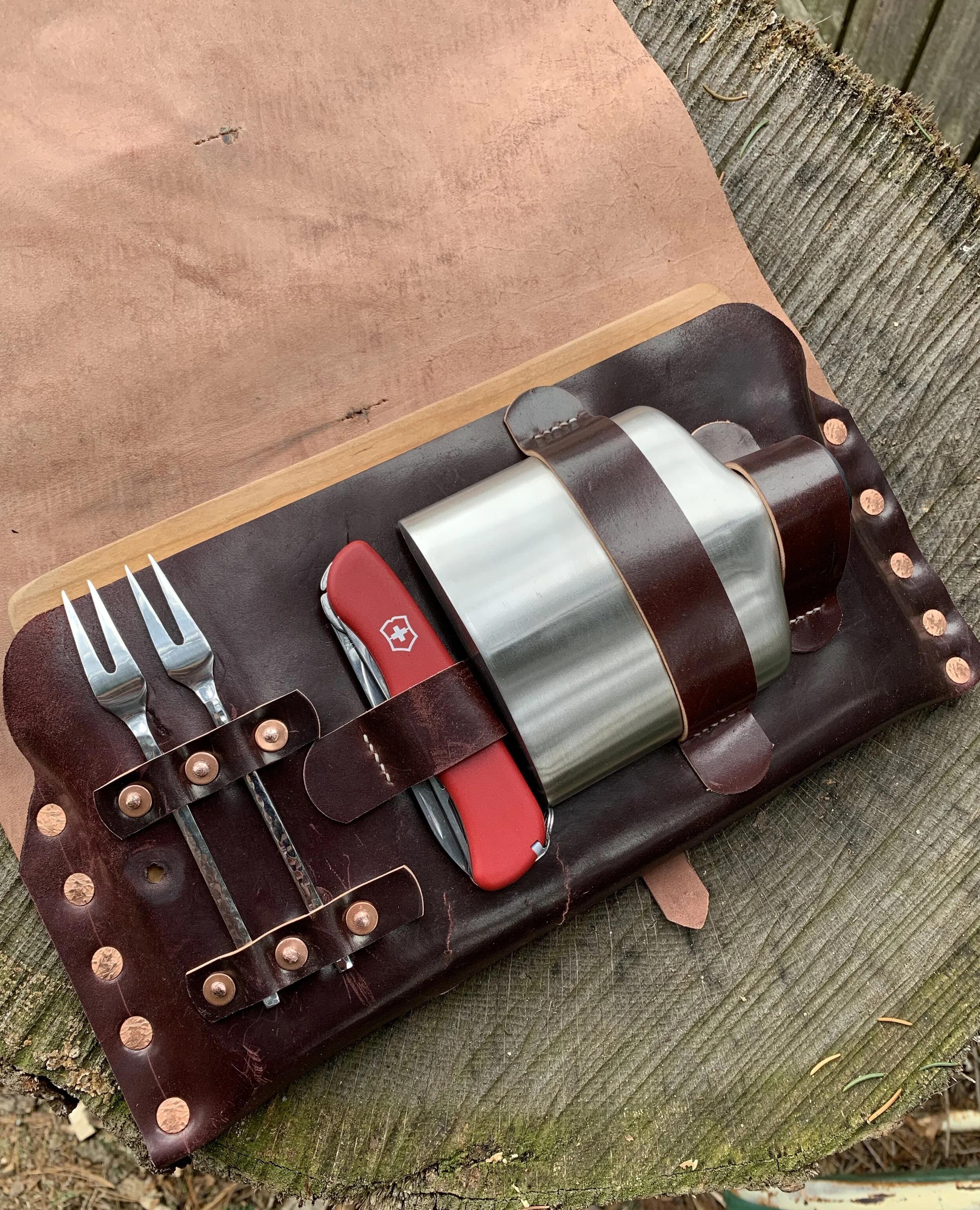 Traveler's Roll-Up Happy Hour Kits in Shell Cordovan