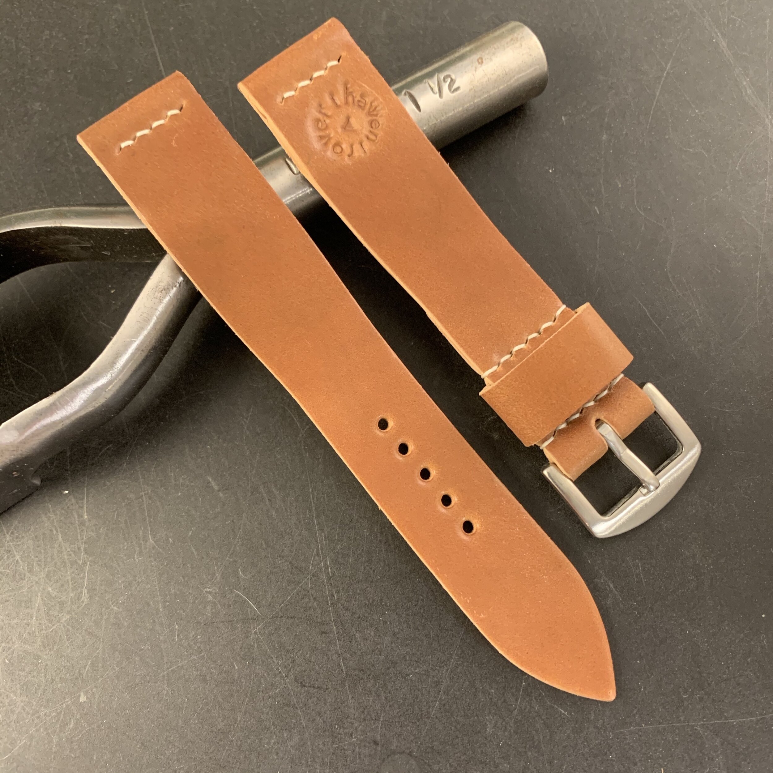 Two-piece, single-layer, partial seam in Natural shell cordovan, 22/20