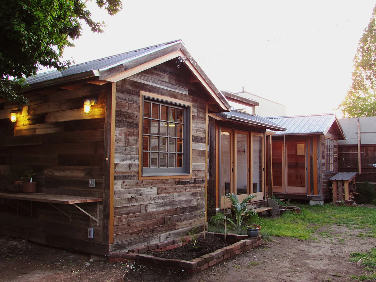 exterior7_corrected.jpg