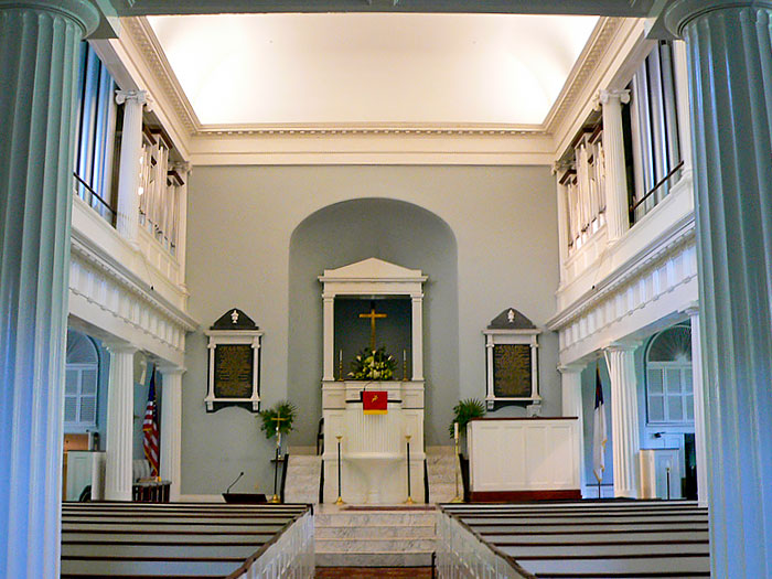 fbc-altar-700x525.jpg