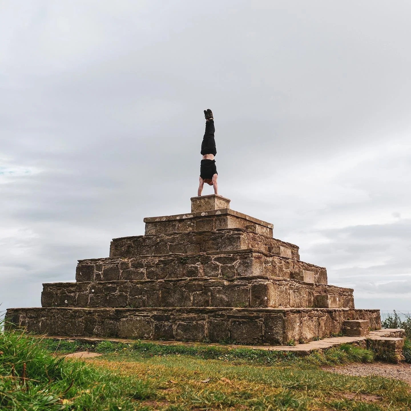 FREE Beginner Handstand Online Workshop