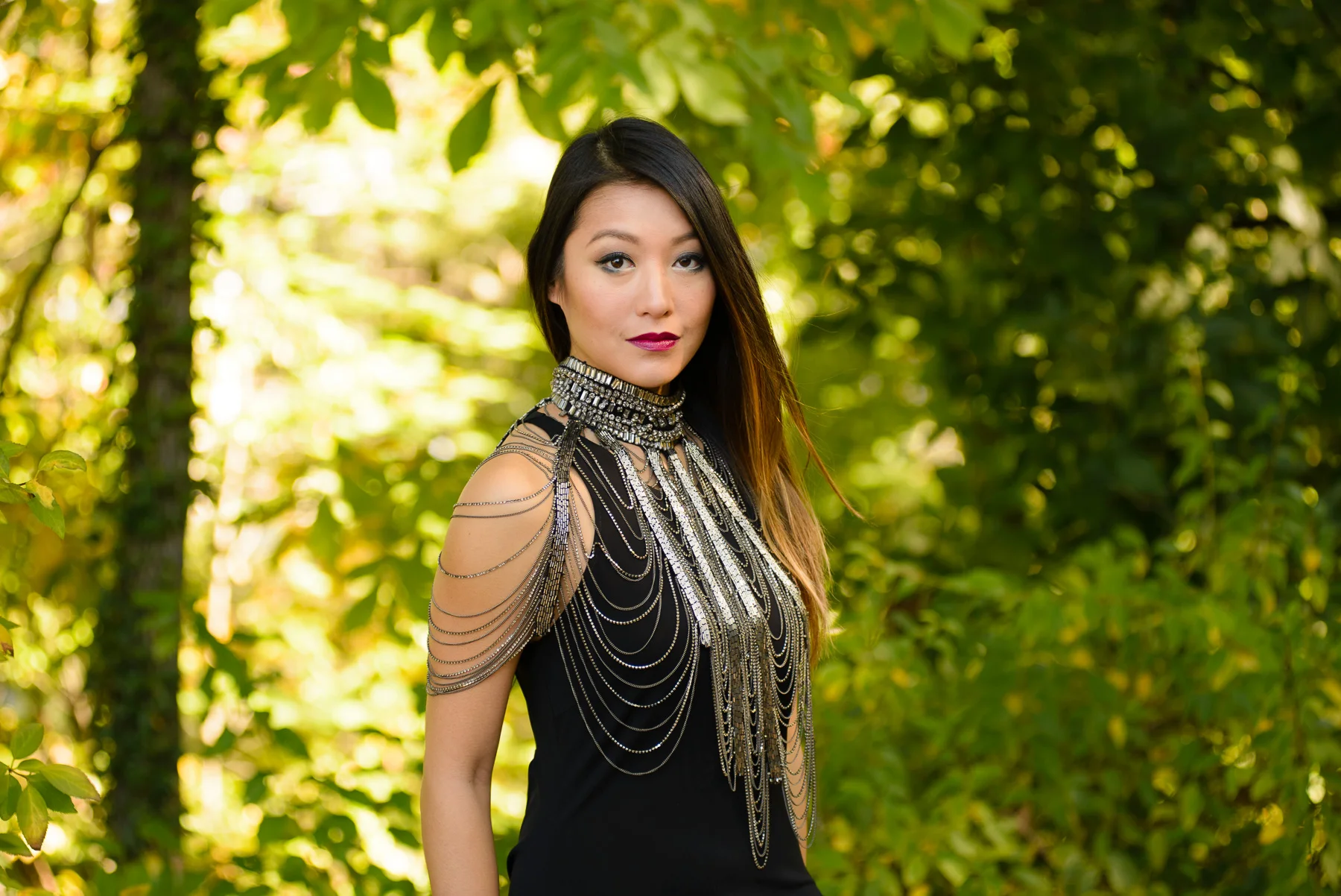 blackdress_neckpiece3.jpg