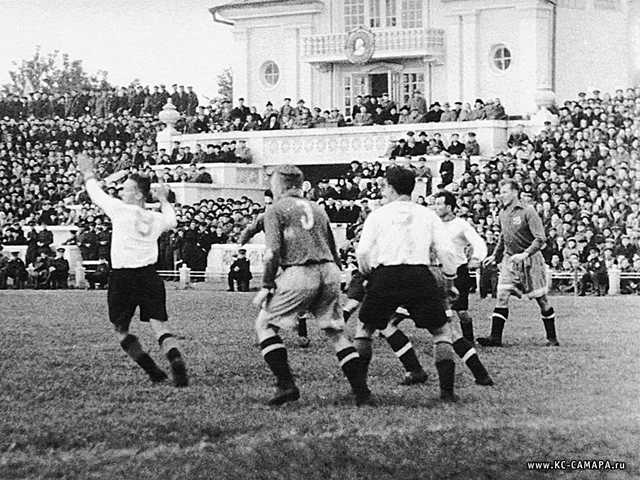 1950 год Осень Куйбышев стадион Динамо Крылья Советов – Динамо (Москва).jpg