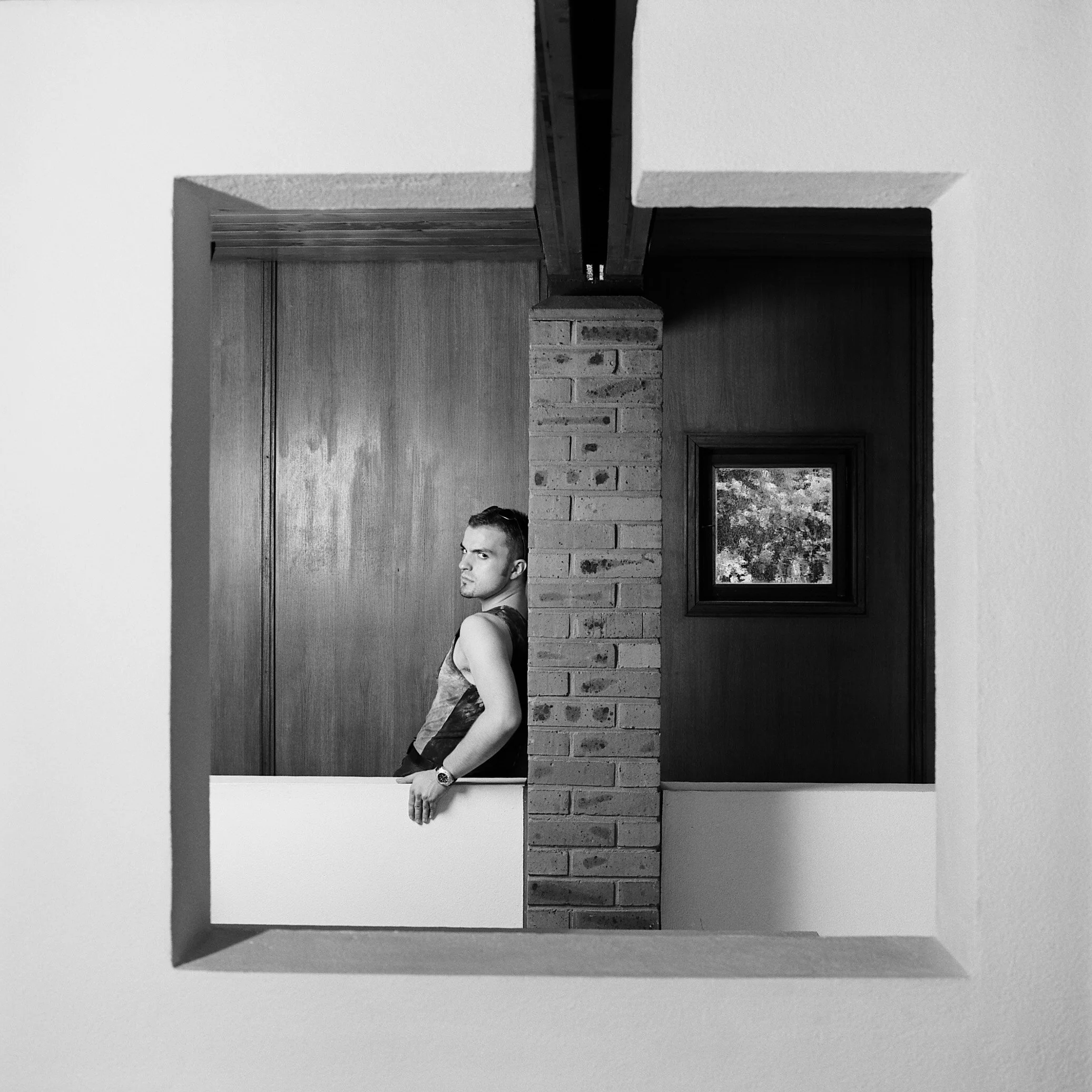 Julien Fournié Styliste de Mode Haute Couture Paris 1999 Exterieur NB Hasselblad 6x6 film argentique non retouchéasselblad