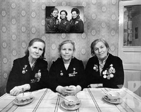 Three Sisters, Three Photos