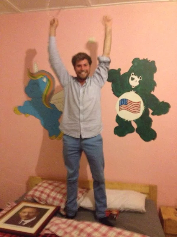 played a prank on max...and painted his wall while he was in Belgium