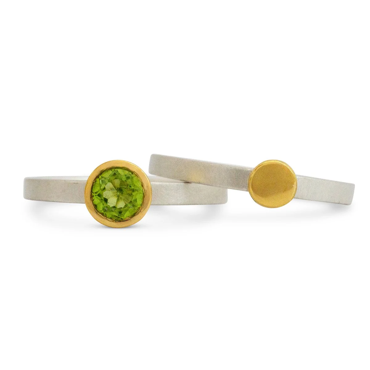 Kate-Phipps-Stacking-rings-peridot-gold-nugget-pair-side.jpg
