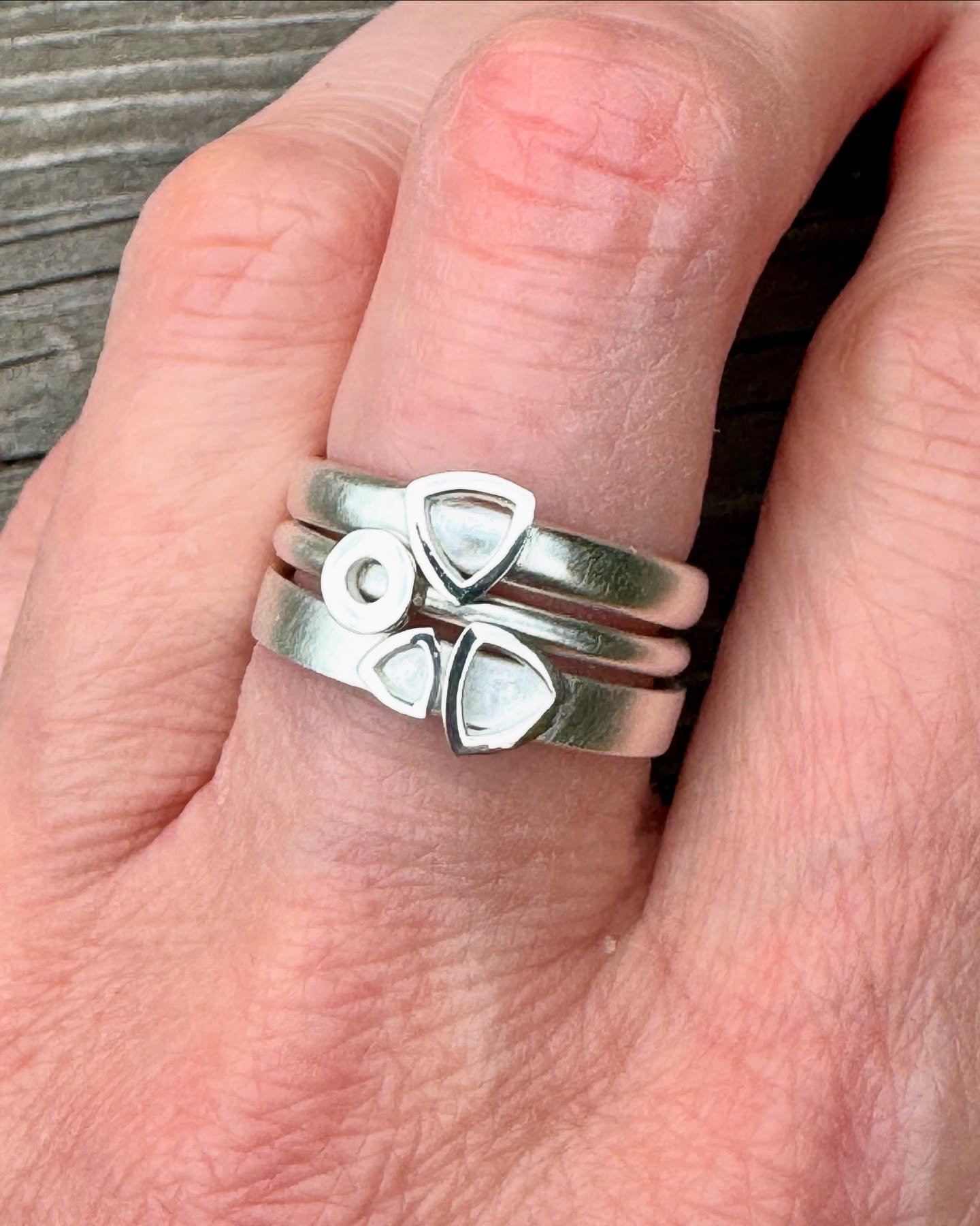 I made 3 new rings yesterday, ready for today&rsquo;s Edgbaston Artisan Market. They&rsquo;re part of my new Facet Line collection, which takes inspiration from the outlines of faceted stone shapes. 

#handmadeJewellery #ContemporaryJewellery #Edgbas