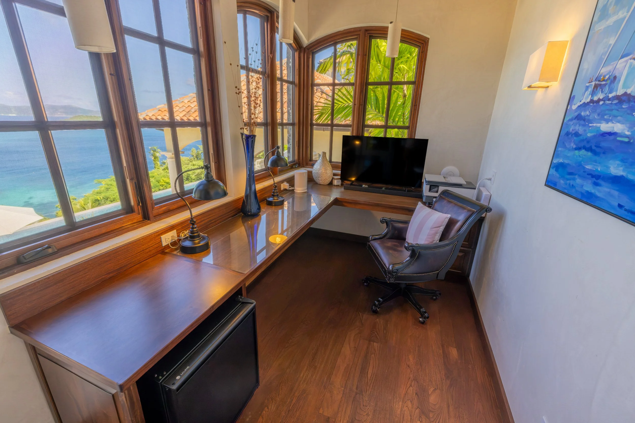Work space in villa