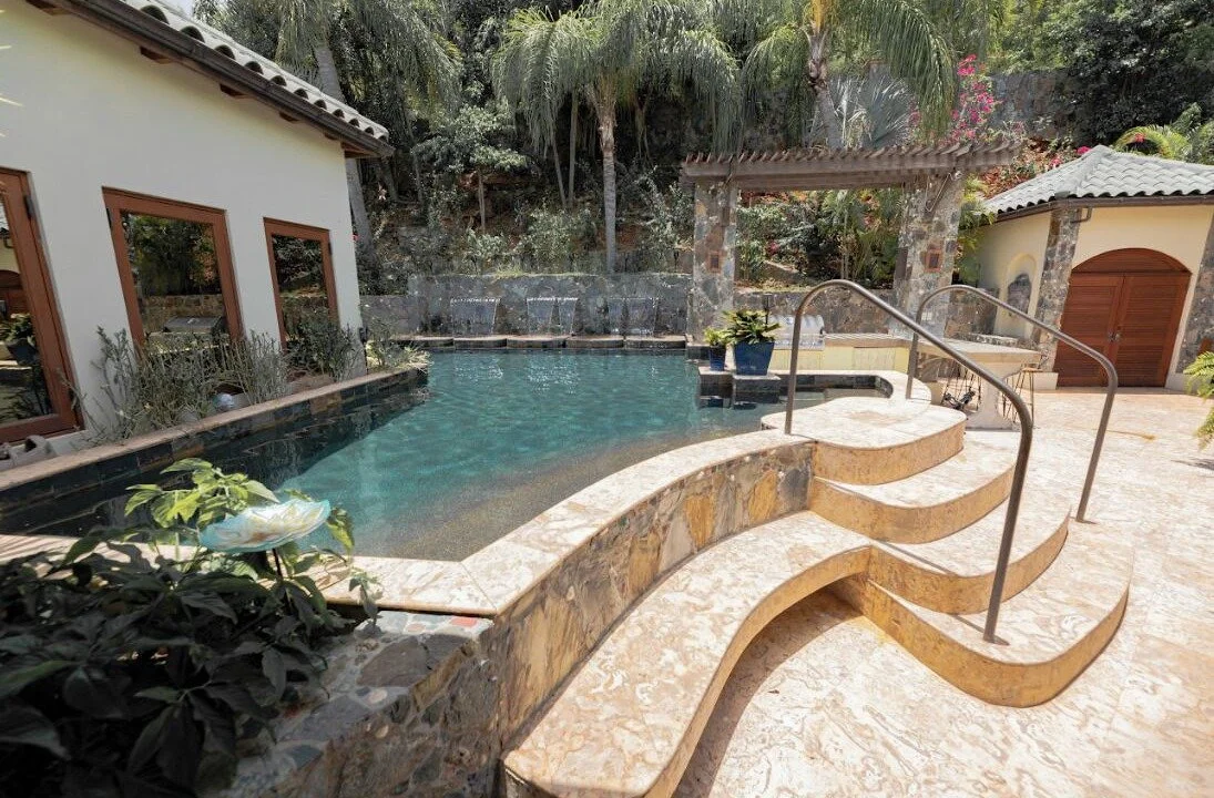 poolandoutdoorliving.jpeg