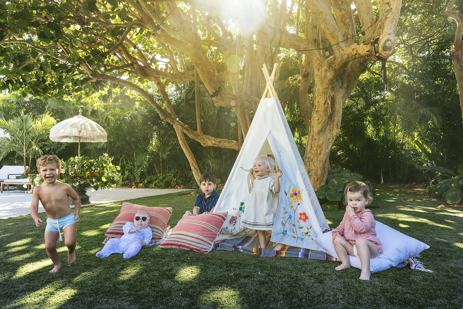    “Family is not an important thing. Its everything.”  &nbsp;&nbsp;— &nbsp;Michael J. Fox  