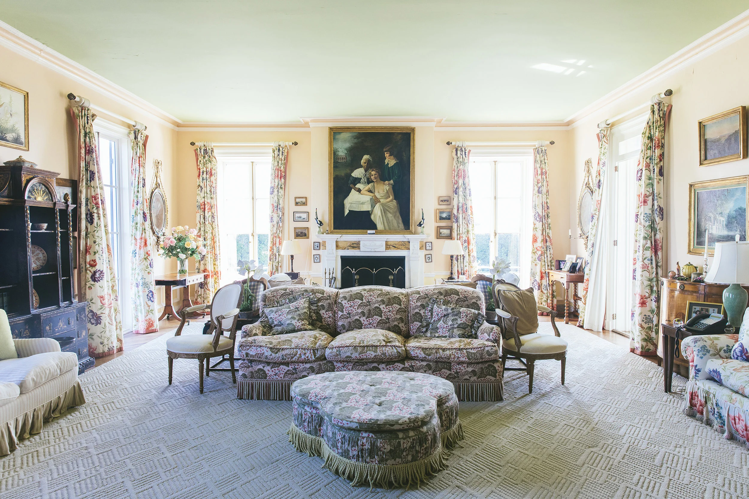 LELivingRoom.jpg