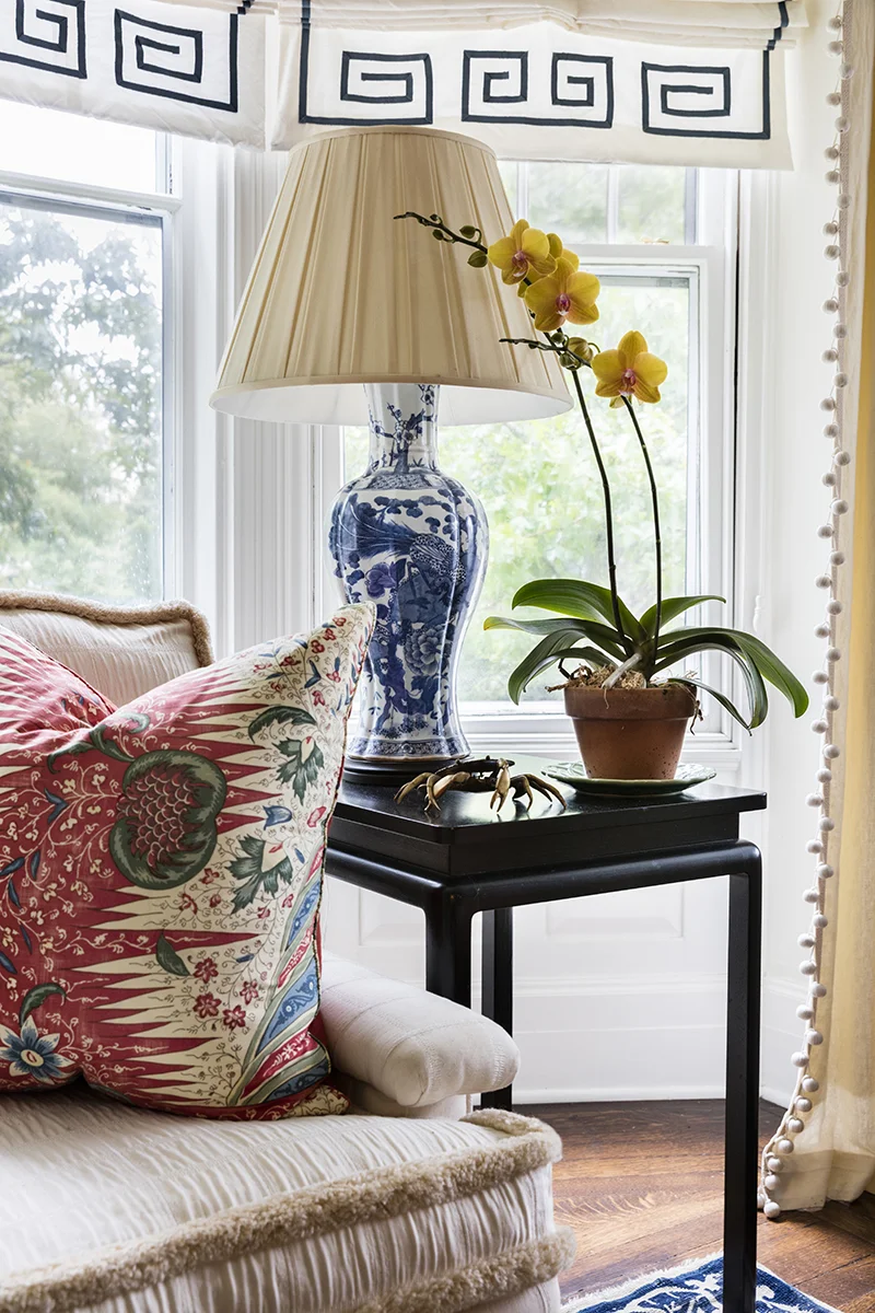 MBLivingRoom3.jpg